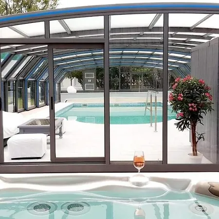 Les Papillons Apartment